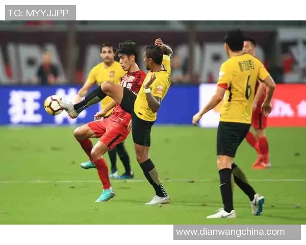 2020中超精彩对决广州恒大迎战大连一方全程直播回顾与分析