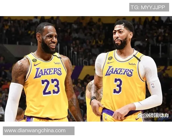 热火与湖人激战第四节精彩回顾与关键时刻分析 热火与湖人激战第四节精彩回顾与关键时刻分析